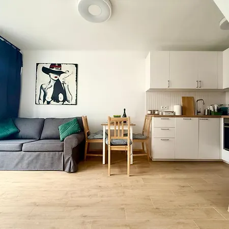 Cozy Rondo Onz * 华沙